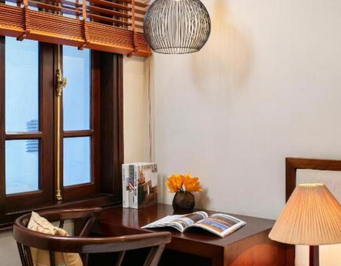 Emerald Boutique Hotel Ханой Екстер'єр фото
