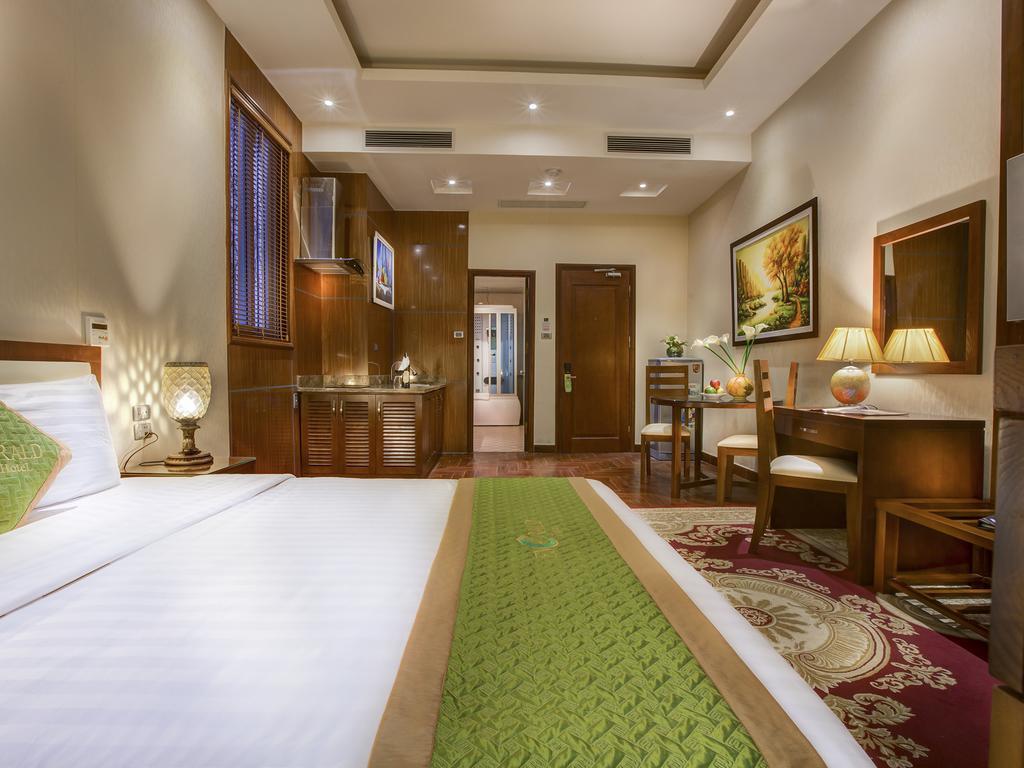 Emerald Boutique Hotel Ханой Екстер'єр фото